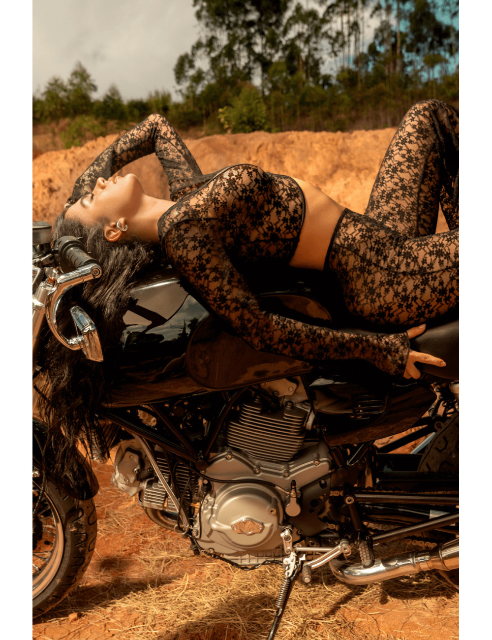 Top et pantalon en dentelle florale noire - MAL1915BLK Mapalé 